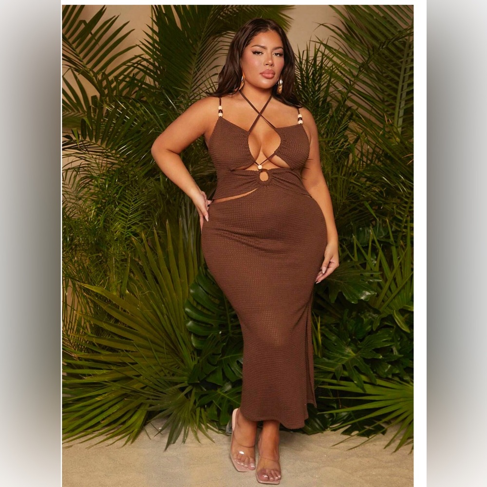 New- Sexy Brown Plus Crisscross Tie Backless Split Thigh Halter Neck Dress